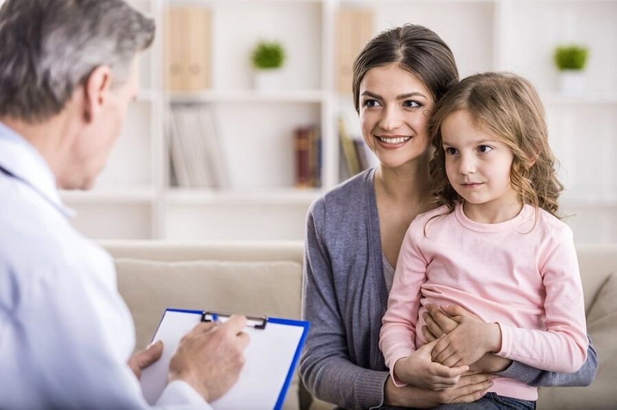 expert consultation if the child has warts